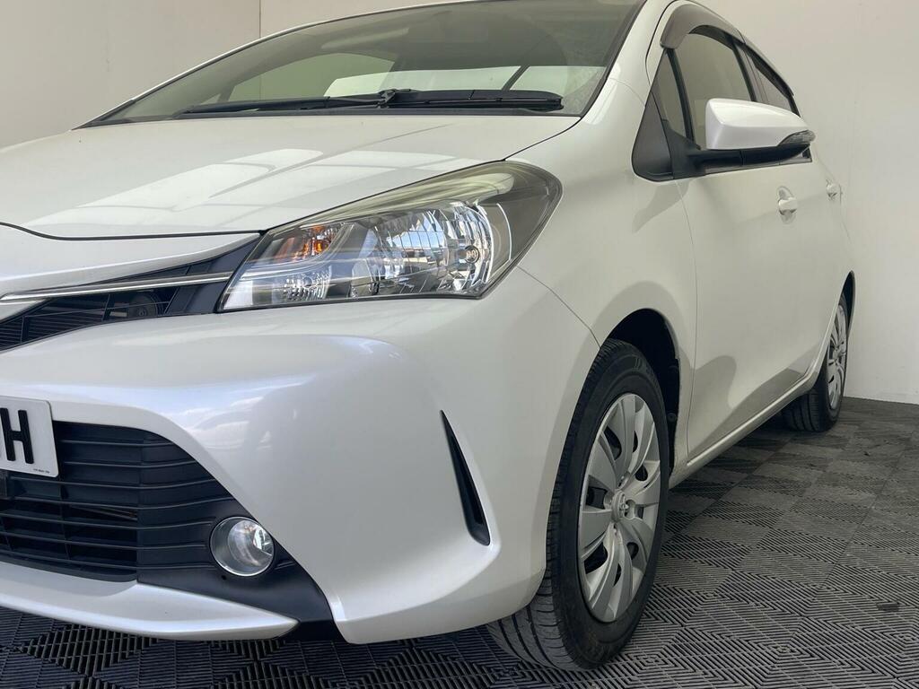 Toyota Yaris 1.33 Dual Vvt-i Icon Multidrive S Euro 6 2014 White #3