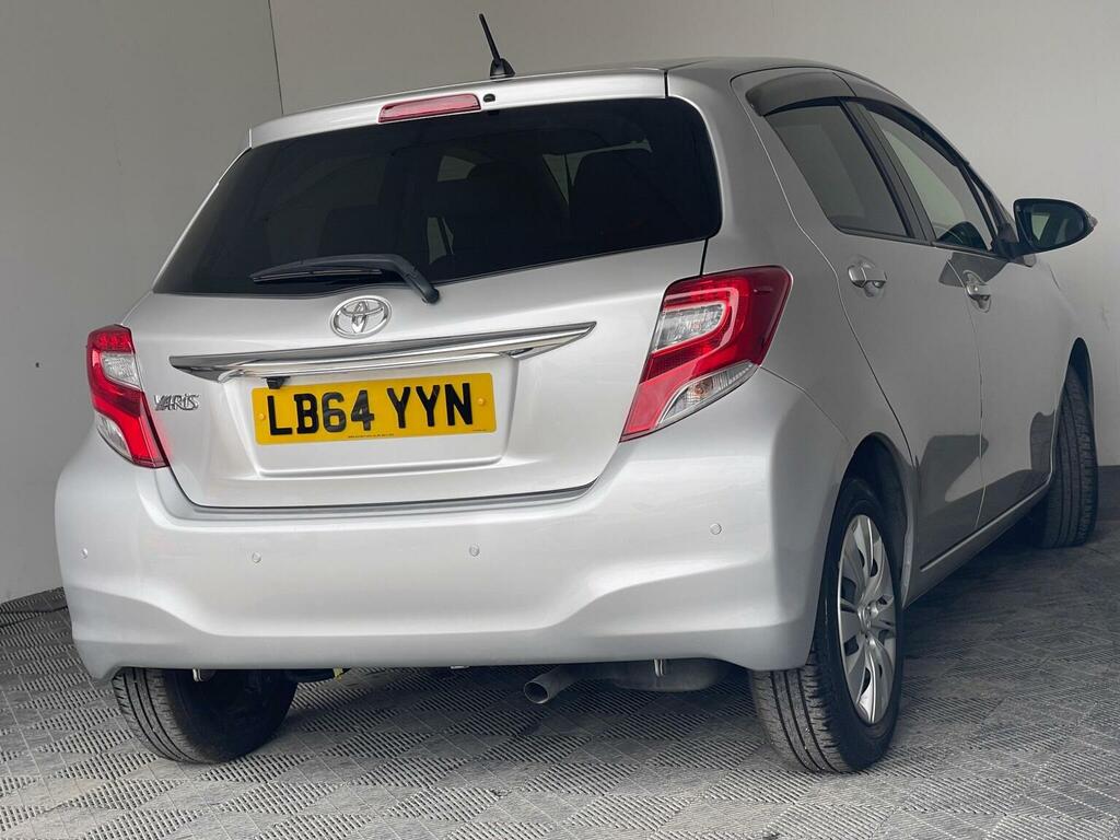 Toyota Yaris 1.33 Dual Vvt-i Icon Multidrive S Euro 6 Silver #4