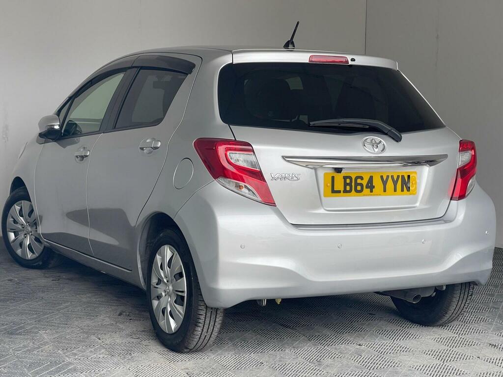 Toyota Yaris 1.33 Dual Vvt-i Icon Multidrive S Euro 6 Silver #3