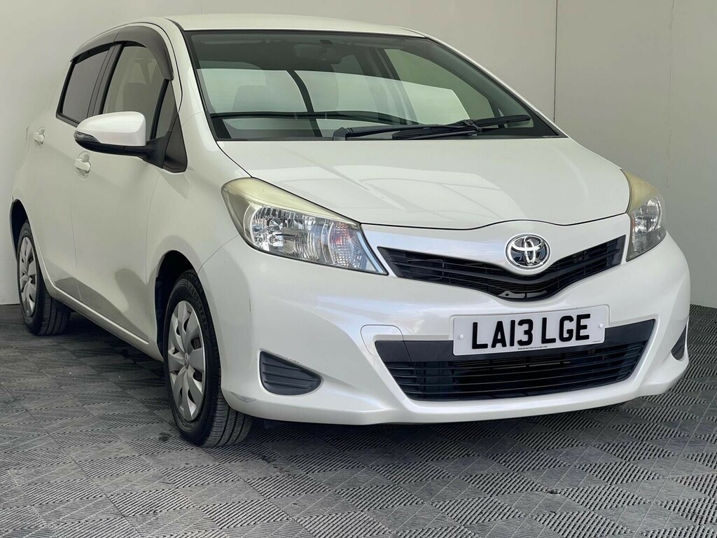 Toyota Yaris 1.33 Dual Vvt-i Icon Multidrive S Euro 5 White
