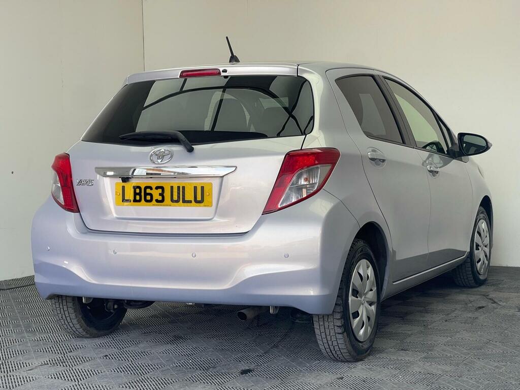 Toyota Yaris 1.33 Dual Vvt-i Tr Multidrive S Euro 5 Purple #6