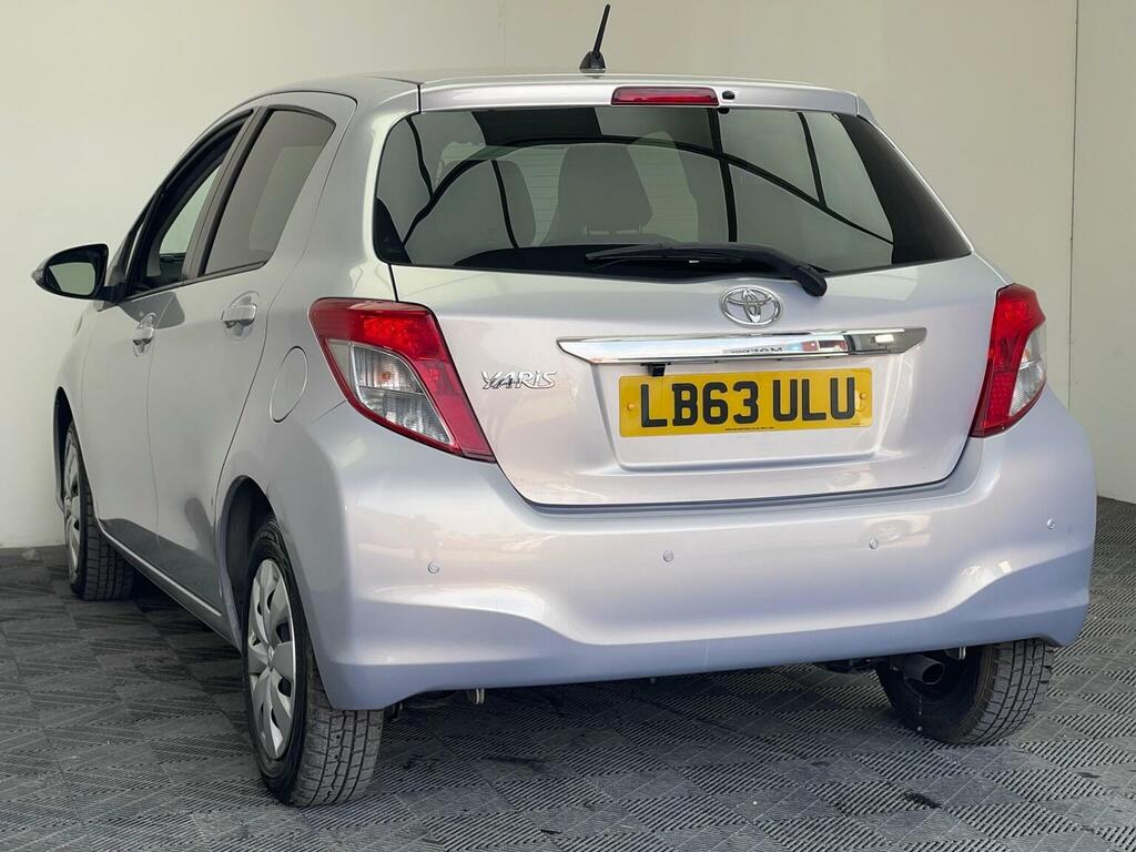 Toyota Yaris 1.33 Dual Vvt-i Tr Multidrive S Euro 5 Purple #4