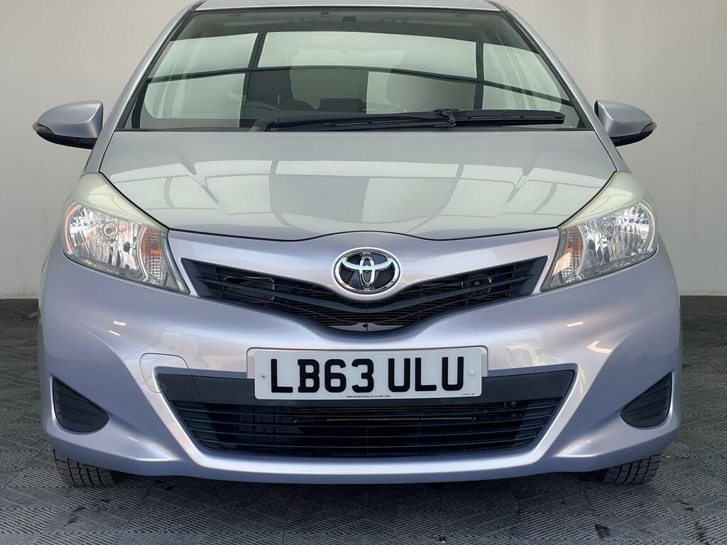 Toyota Yaris 1.33 Dual Vvt-i Tr Multidrive S Euro 5 Purple #2