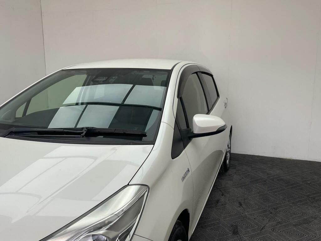 Toyota Yaris Icon Tech Red #27