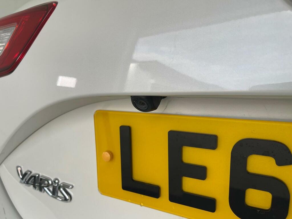 Toyota Yaris Icon Tech Red #39