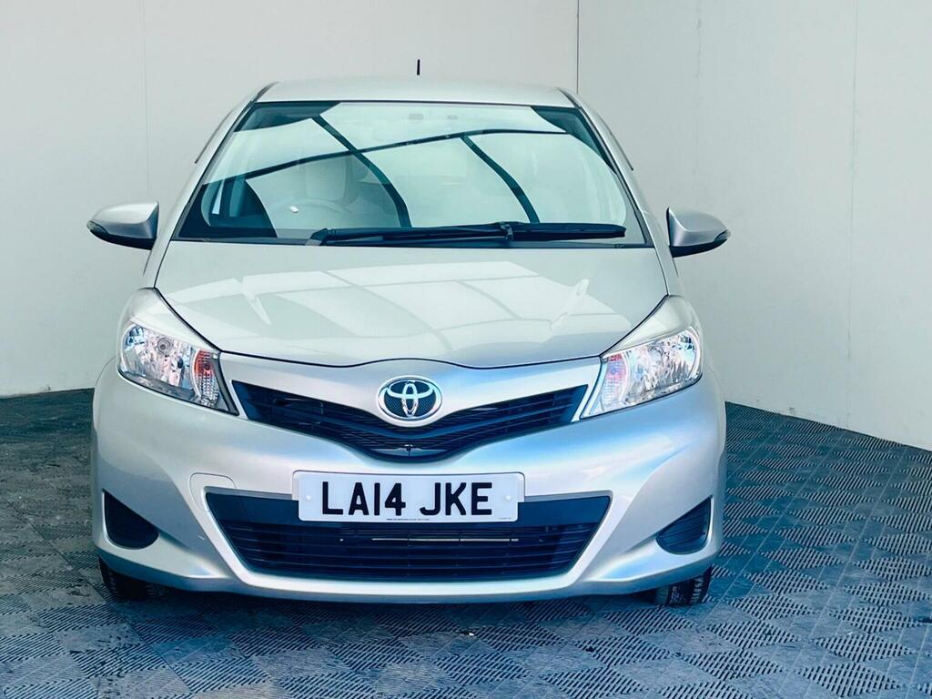 Toyota Yaris 1.33 Dual Vvt-i Tr Multidrive S Euro 5 Silver #2