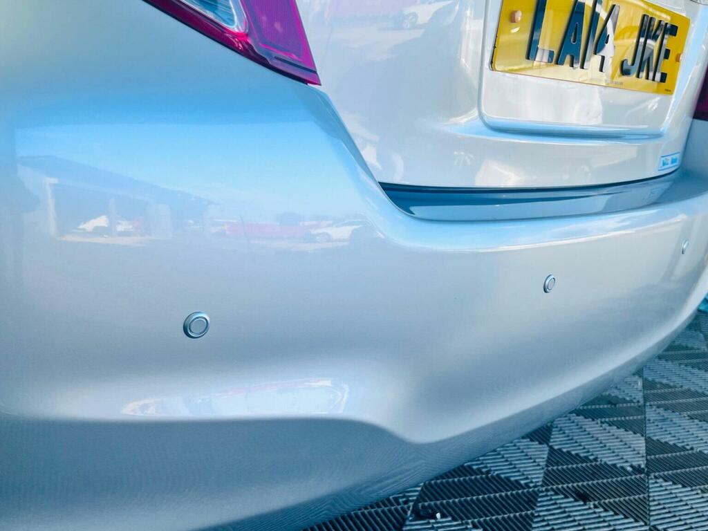 Toyota Yaris Design Grey #25