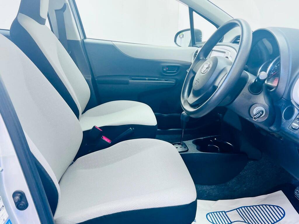 Toyota Yaris Design Grey #14
