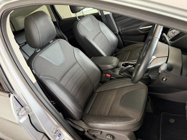 Ford Kuga 2.0 Tdci Titanium Suv Silver #5