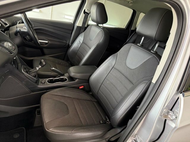 Ford Kuga 2.0 Tdci Titanium Suv Silver #4
