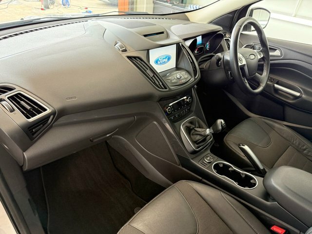 Ford Kuga 2.0 Tdci Titanium Suv Silver #6