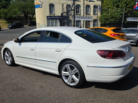 Volkswagen CC 2.0 Tdi Bluemotion White #4