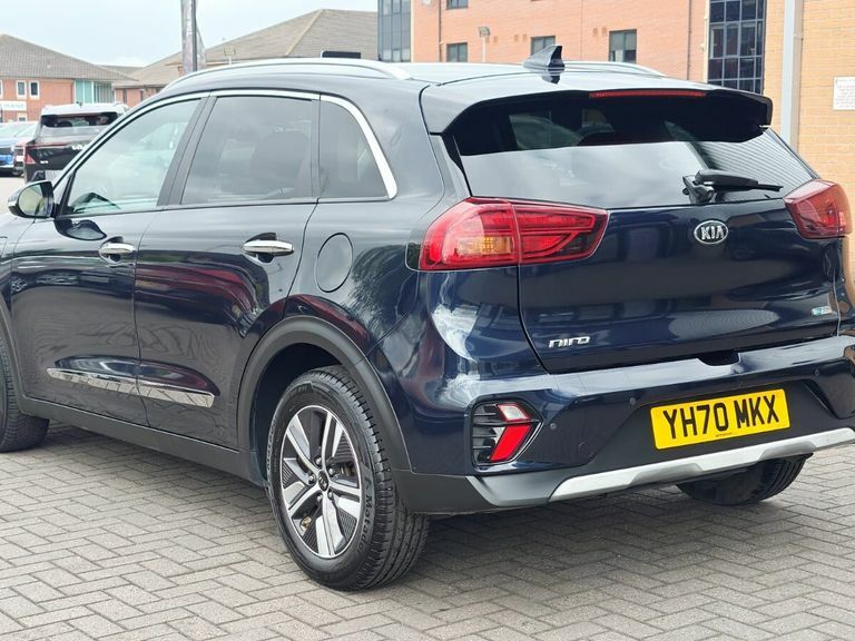 Kia Niro 1.6 Gdi Hybrid 2 Dct - Reversing Camera, Carpl Red #8