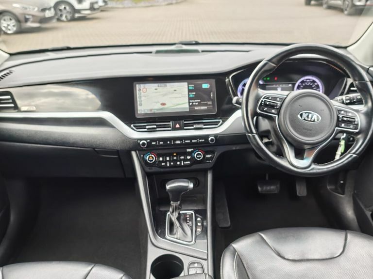 Kia Niro 1.6 Gdi Hybrid 2 Dct - Reversing Camera, Carpl Red #11