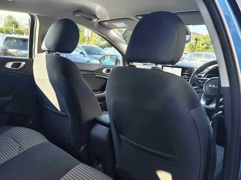 Kia Xceed Xceed 1.5 T-gdi 3 Suv Dct Euro 6 Ss Blue #20