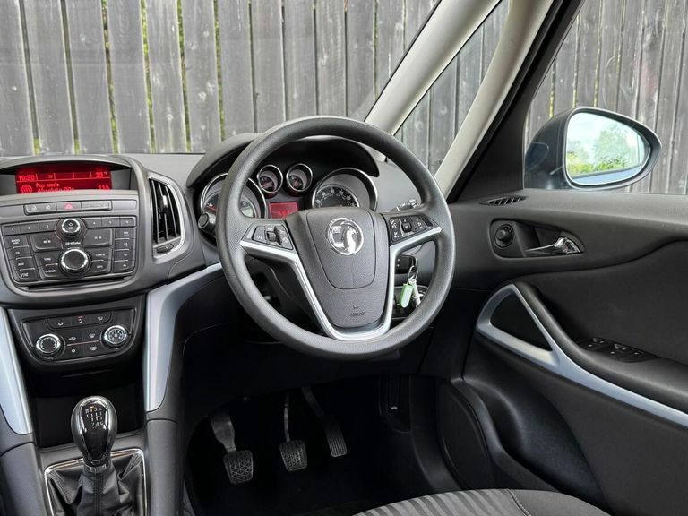 Vauxhall Zafira Tourer Tourer Mpv Blue #14