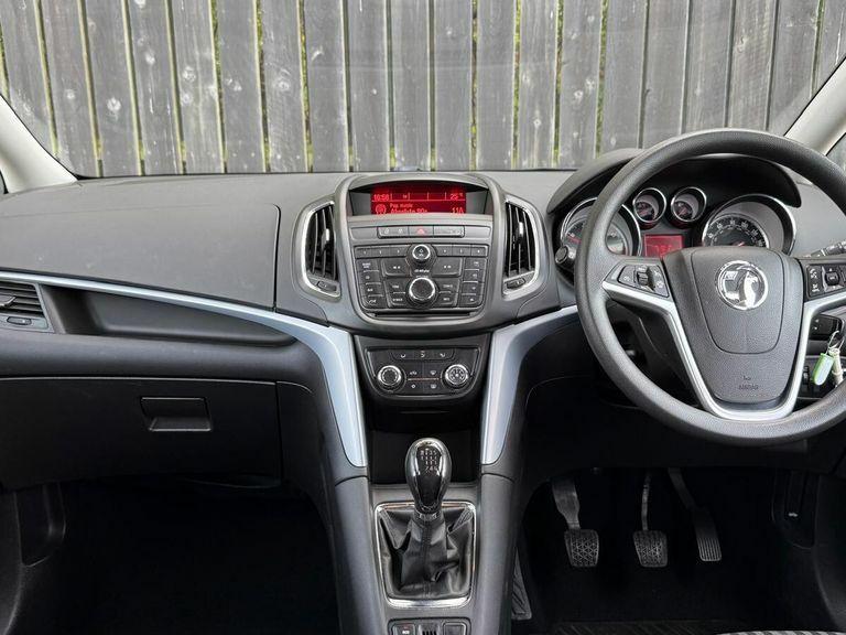 Vauxhall Zafira Tourer Tourer Mpv Blue #13