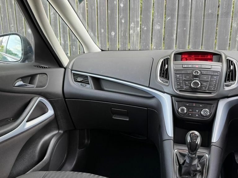Vauxhall Zafira Tourer Tourer Mpv Blue #18