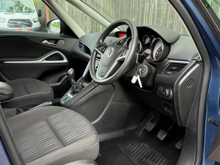 Vauxhall Zafira Tourer Tourer Mpv Blue #21