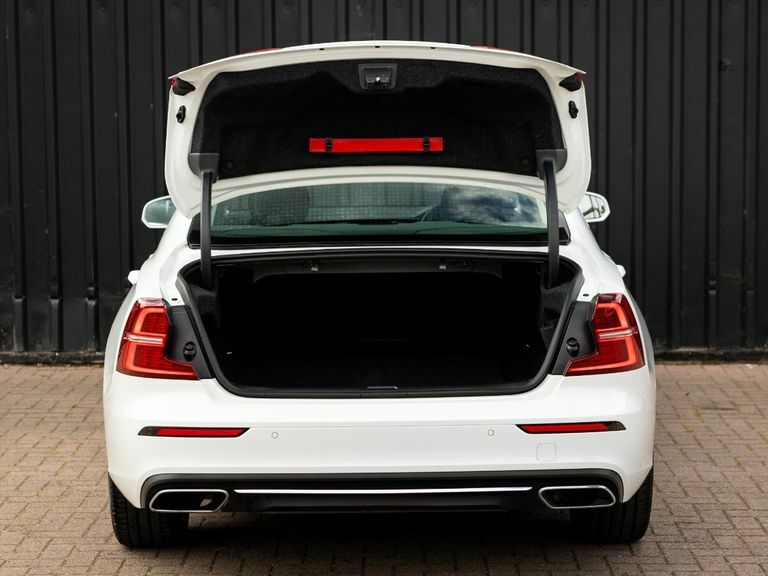 Volvo S60 Recharge R-design, T8 Awd Plug-in Hybrid Grey #9