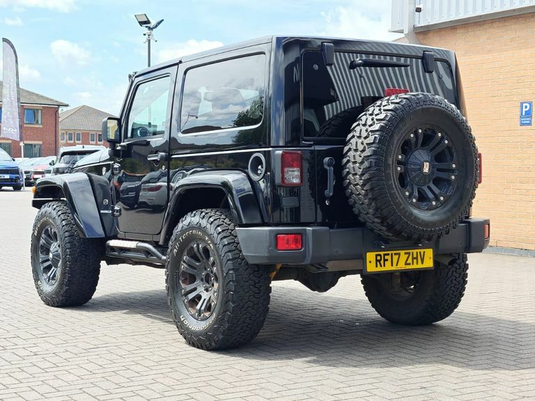 Jeep Wrangler 2.8 Crd Overland Black #5