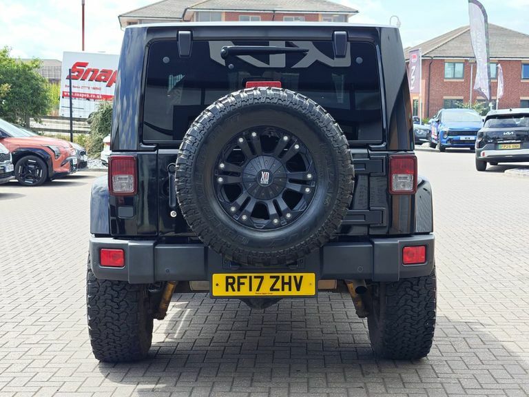 Jeep Wrangler 2.8 Crd Overland Black #6
