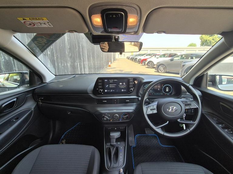 Hyundai I20 1.0 T-gdi 100Ps Se Connect 48 Volt Hybrid White #18
