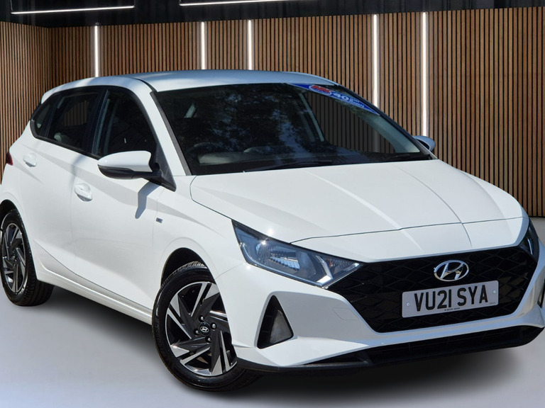 Hyundai I20 1.0T Gdi 48V Mhd Se Connect Dct White