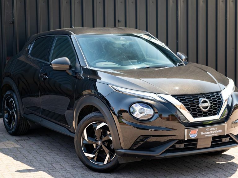 Nissan Juke 1.0 Dig-t 114 N-connecta Black #2
