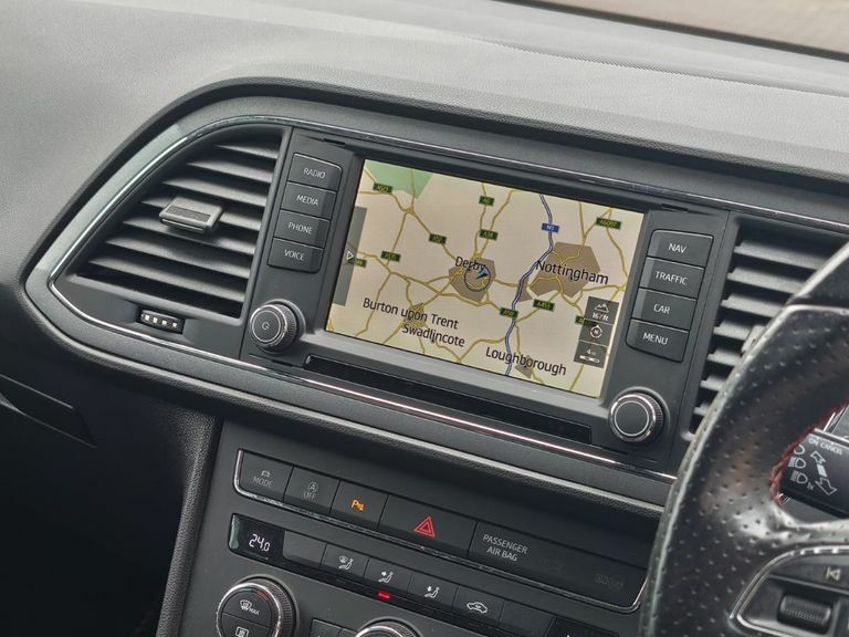 Seat Leon 1.6 Tdi 110 Se Dynamic Technology 2016 Grey #14