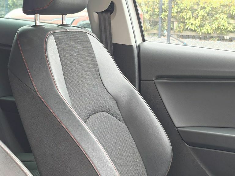 Seat Leon 1.6 Tdi 110 Se Dynamic Technology 2016 Grey #20