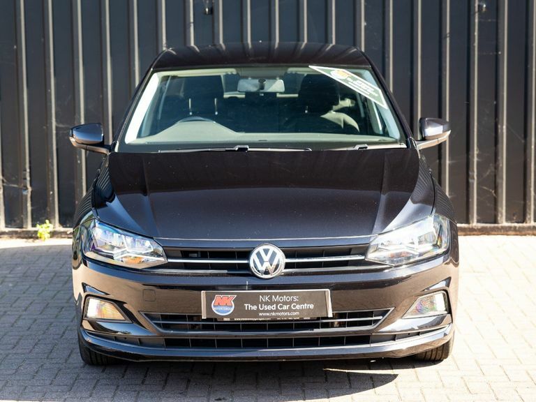 Volkswagen Polo 1.0 Tsi 95 Se Black #4