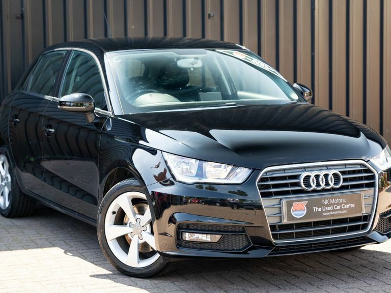 Audi A1 1.4 Tfsi Sport Black #2