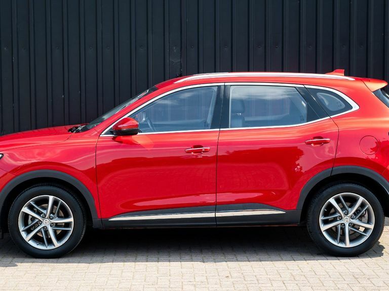 MG HS 1.5 T-gdi Excite Dct Red #6
