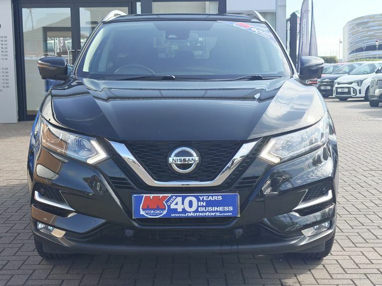 Nissan Qashqai 1.7 Dci N-connecta 4Wd Cvt Black #3