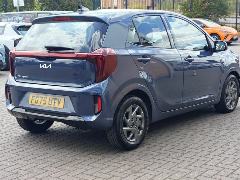 Kia Picanto 1.0 Pure Black #8