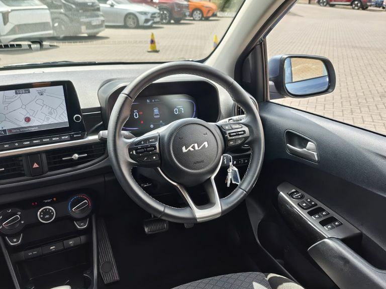 Kia Picanto 1.0 Pure Black #11