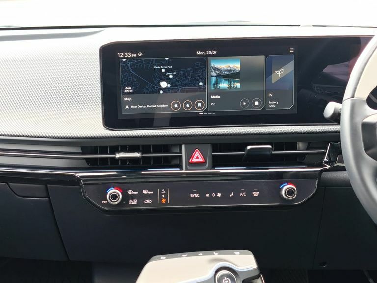 Kia EV6 84Kwh Gt Line Hatchback Awd White #18