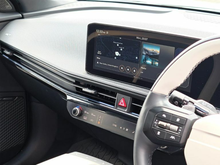 Kia EV6 84Kwh Gt Line Hatchback Awd White #19