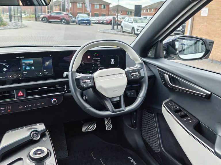 Kia EV6 84Kwh Gt Line Hatchback Awd White #16