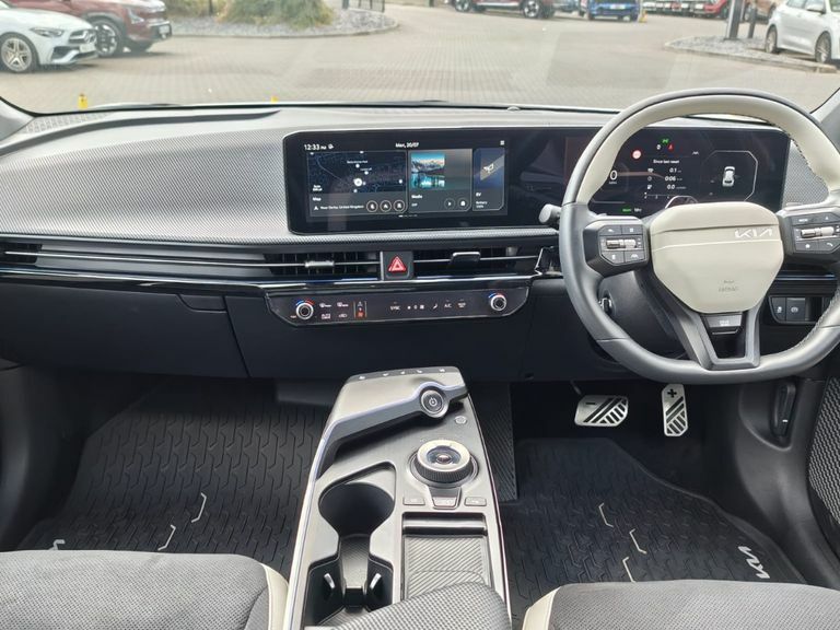 Kia EV6 84Kwh Gt Line Hatchback Awd White #14