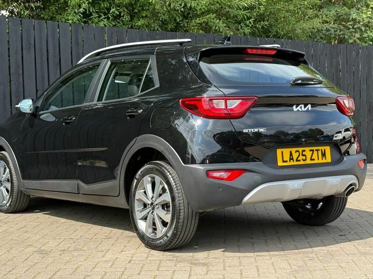 Kia Stonic 1.0T Gdi 98 2 Dct Black #6