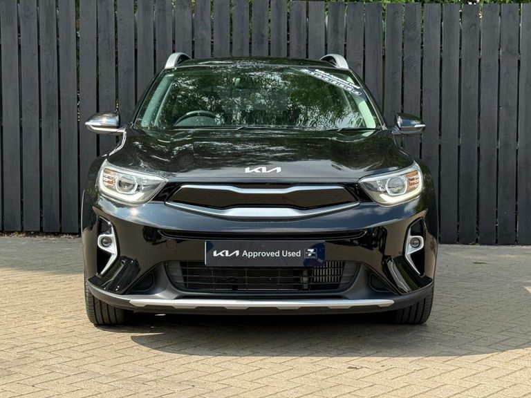 Kia Stonic 1.0T Gdi 98 2 Dct Black #3