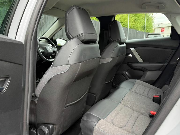 Citroen C4 X 1.2 Puretech 100 You Grey #30