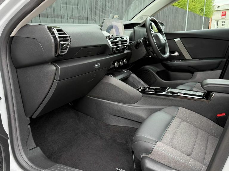 Citroen C4 X 1.2 Puretech 100 You Grey #26
