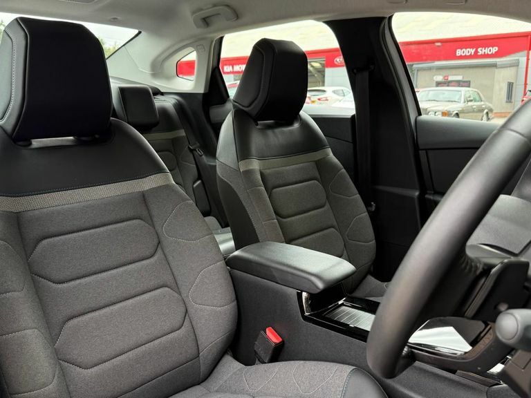 Citroen C4 X 1.2 Puretech 100 You Grey #25