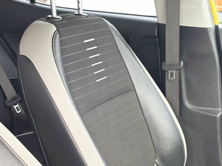 Kia Stonic 1.0T Gdi 99 2 Yellow #20