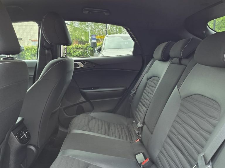 Kia Xceed 1.5 T-gdi Dct Gt-line S Silver #23