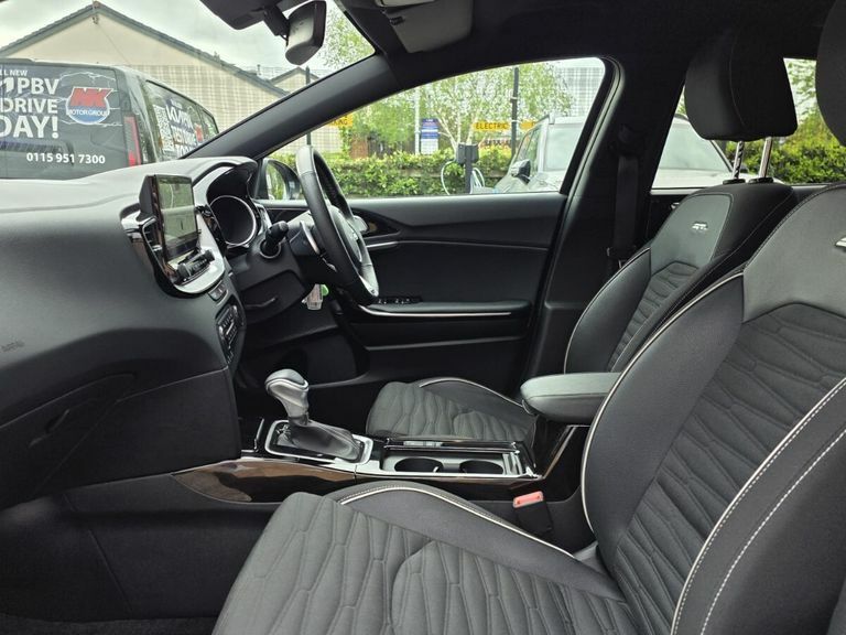 Kia Xceed 1.5 T-gdi Dct Gt-line S Silver #20