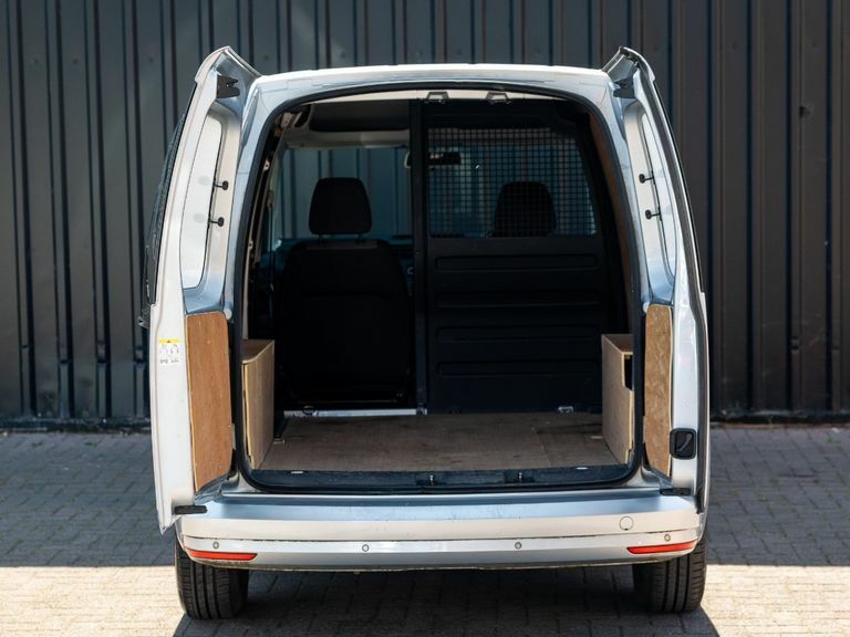 Volkswagen Caddy 2.0 Tdi Bluemotion Tech 102Ps Highline Nav Van Dsg Grey #10